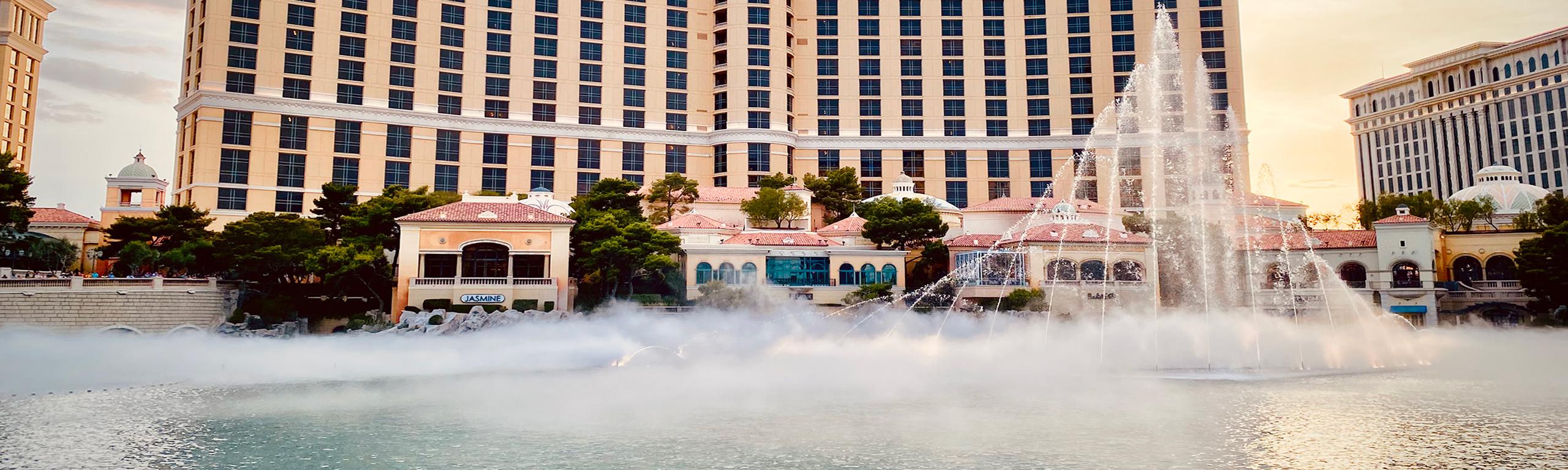 Fountain Fog Effects in front of Bellagio in Las Vegas